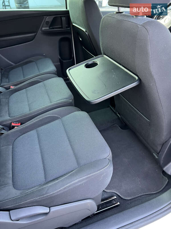 Минивэн Volkswagen Sharan 2012 в Черновцах