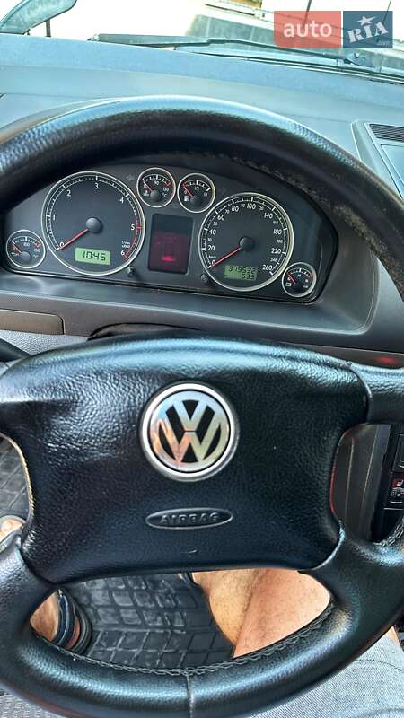 Мінівен Volkswagen Sharan 2002 в Умані