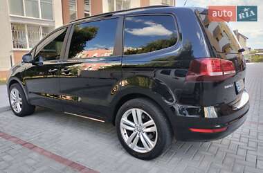 Мінівен Volkswagen Sharan 2016 в 