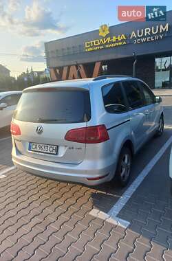 Минивэн Volkswagen Sharan 2010 в 