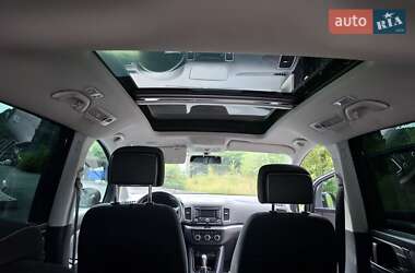 Минивэн Volkswagen Sharan 2012 в 