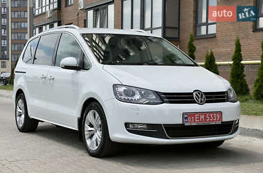Мінівен Volkswagen Sharan 2016 в Житомирі