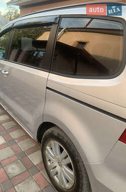 Минивэн Volkswagen Sharan 2013 в 