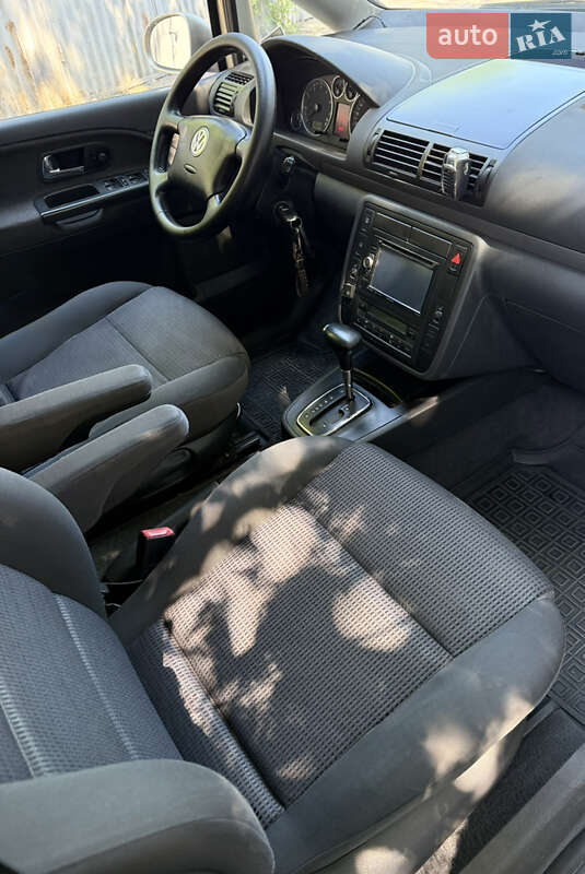 Минивэн Volkswagen Sharan 2007 в Одессе