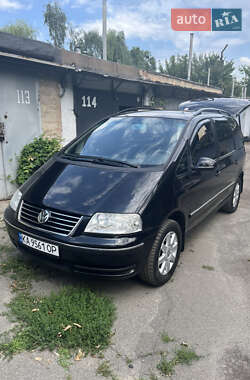 Мінівен Volkswagen Sharan 2006 в Києві