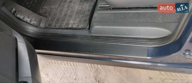 Минивэн Volkswagen Sharan 2004 в Львове