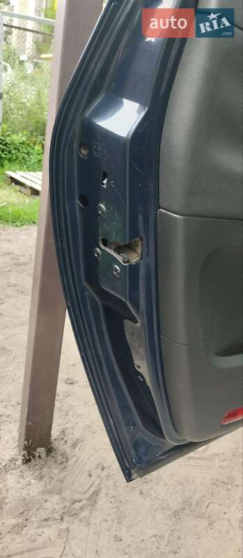 Минивэн Volkswagen Sharan 2004 в Львове