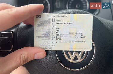 Минивэн Volkswagen Sharan 2011 в 