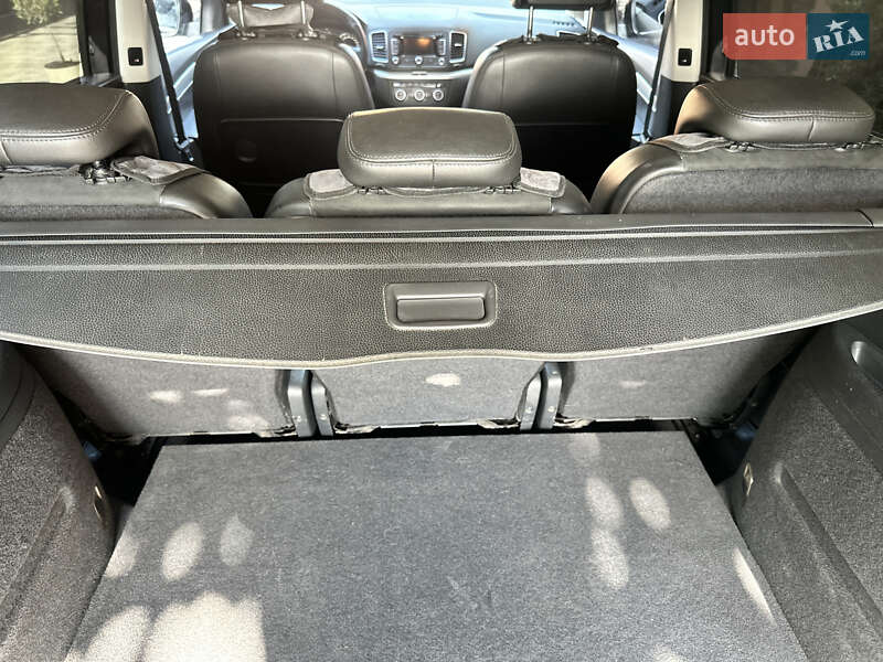 Мінівен Volkswagen Sharan 2014 в Іршаві