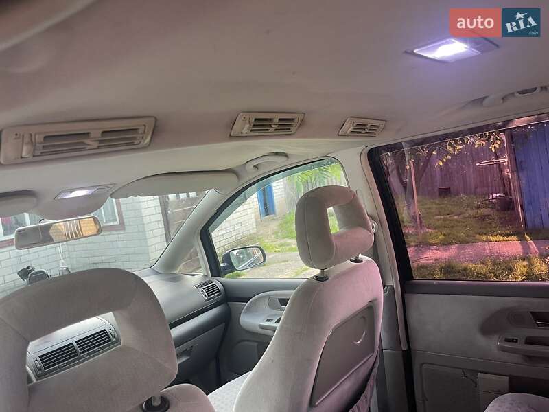 Минивэн Volkswagen Sharan 2002 в Черкассах