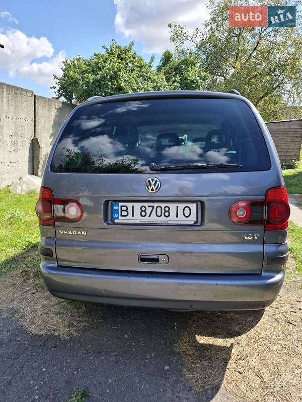 Минивэн Volkswagen Sharan 2008 в Миргороде
