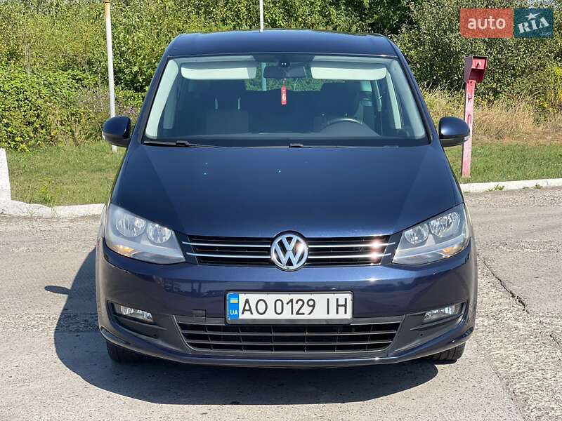 Минивэн Volkswagen Sharan 2013 в Ужгороде