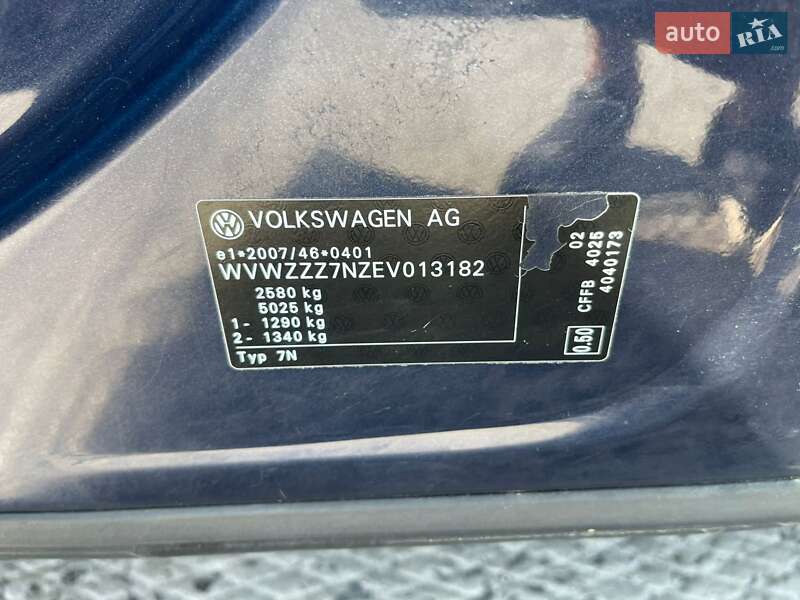 Минивэн Volkswagen Sharan 2013 в Ужгороде