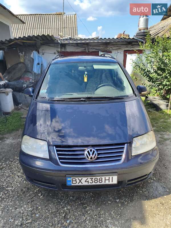 Минивэн Volkswagen Sharan 2007 в Чемеровцах