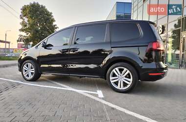 Мінівен Volkswagen Sharan 2016 в Рівному