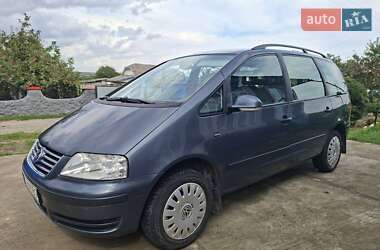 Минивэн Volkswagen Sharan 2007 в Черновцах