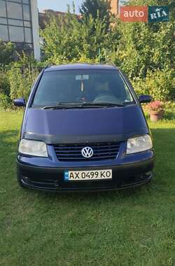 Минивэн Volkswagen Sharan 2000 в Харькове