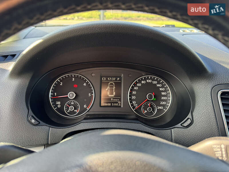 Мінівен Volkswagen Sharan 2012 в Львові