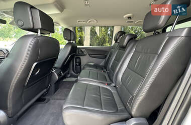 Минивэн Volkswagen Sharan 2017 в 