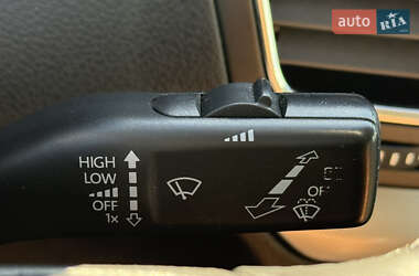 Минивэн Volkswagen Sharan 2013 в 