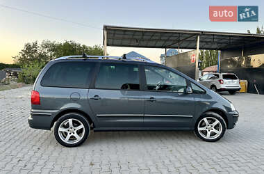 Минивэн Volkswagen Sharan 2007 в 