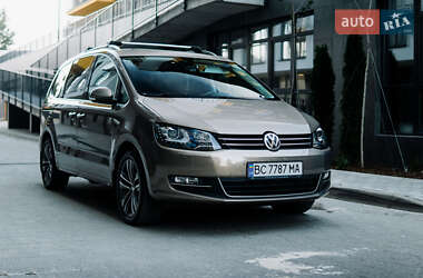 Мінівен Volkswagen Sharan 2019 в Львові