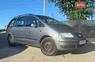 Минивэн Volkswagen Sharan 2009 в Киеве