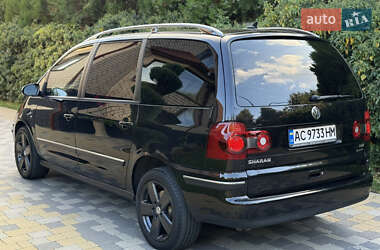 Минивэн Volkswagen Sharan 2009 в 