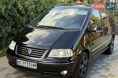 Минивэн Volkswagen Sharan 2009 в 