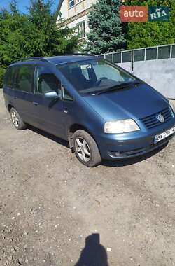 Минивэн Volkswagen Sharan 2001 в Хмельницком