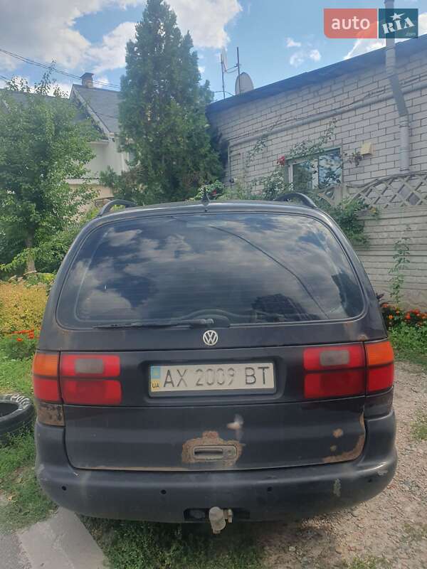 Мінівен Volkswagen Sharan 1997 в Харкові