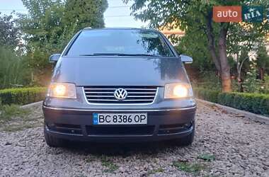 Минивэн Volkswagen Sharan 2006 в Самборе