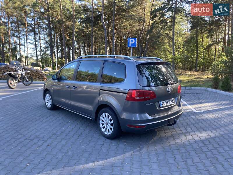 Минивэн Volkswagen Sharan 2010 в Маневичах