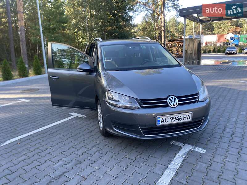 Минивэн Volkswagen Sharan 2010 в Маневичах
