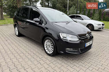 Минивэн Volkswagen Sharan 2011 в 