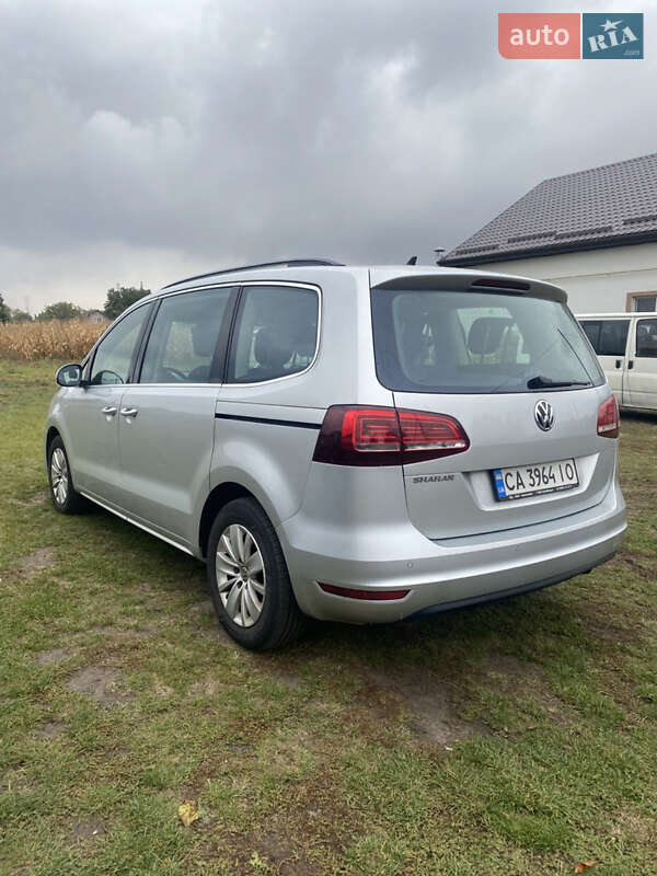 Минивэн Volkswagen Sharan 2017 в Черкассах