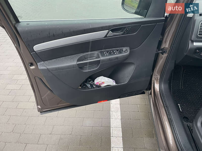 Минивэн Volkswagen Sharan 2012 в Виннице