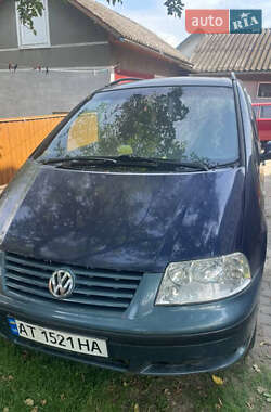 Минивэн Volkswagen Sharan 2000 в Черновцах