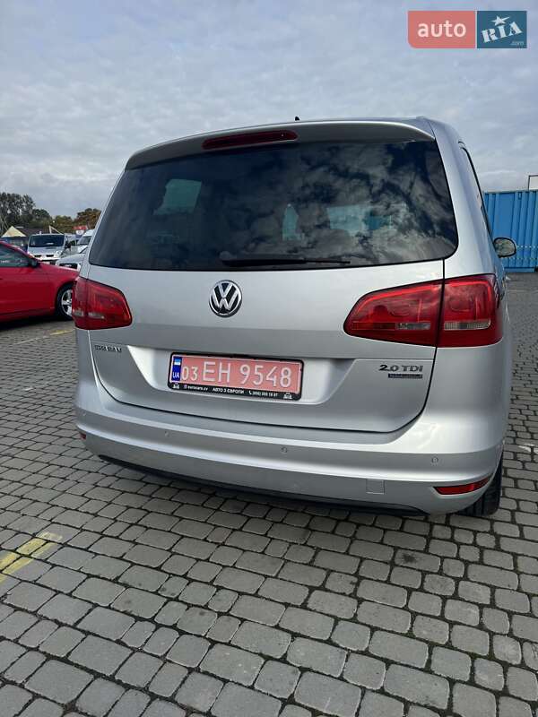 Минивэн Volkswagen Sharan 2013 в Черновцах