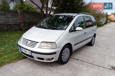 Мінівен Volkswagen Sharan 2002 в Вараші