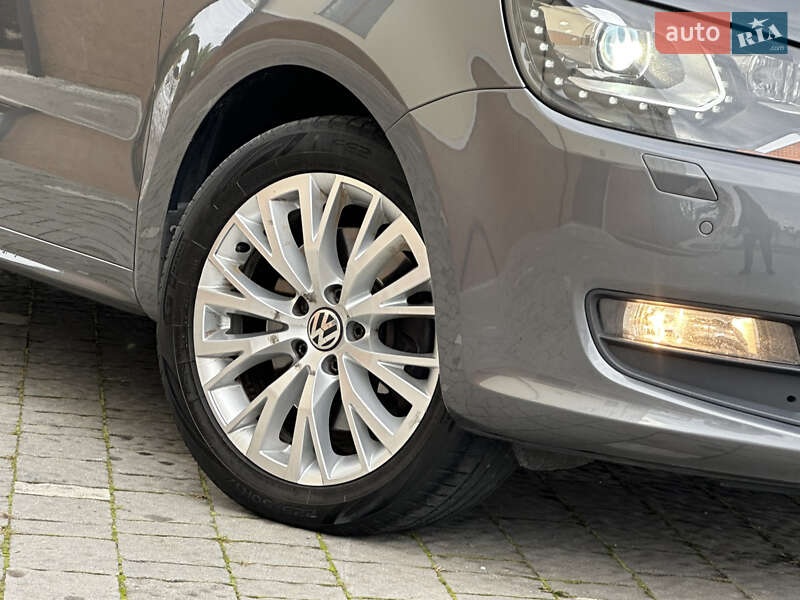Минивэн Volkswagen Sharan 2015 в Дрогобыче
