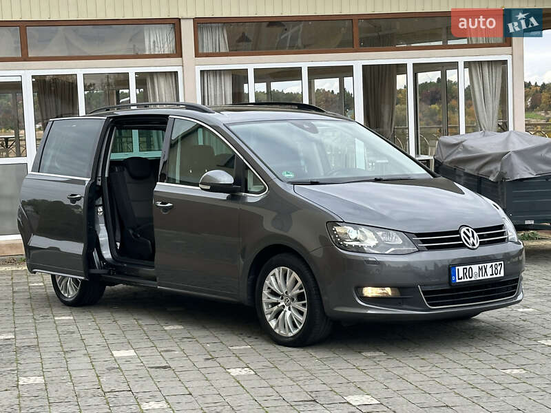Минивэн Volkswagen Sharan 2015 в Дрогобыче