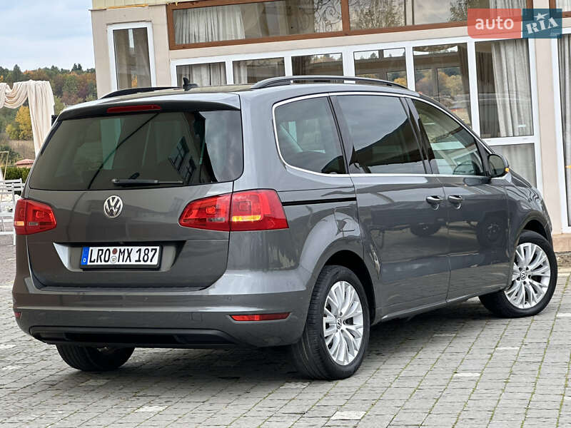 Минивэн Volkswagen Sharan 2015 в Дрогобыче