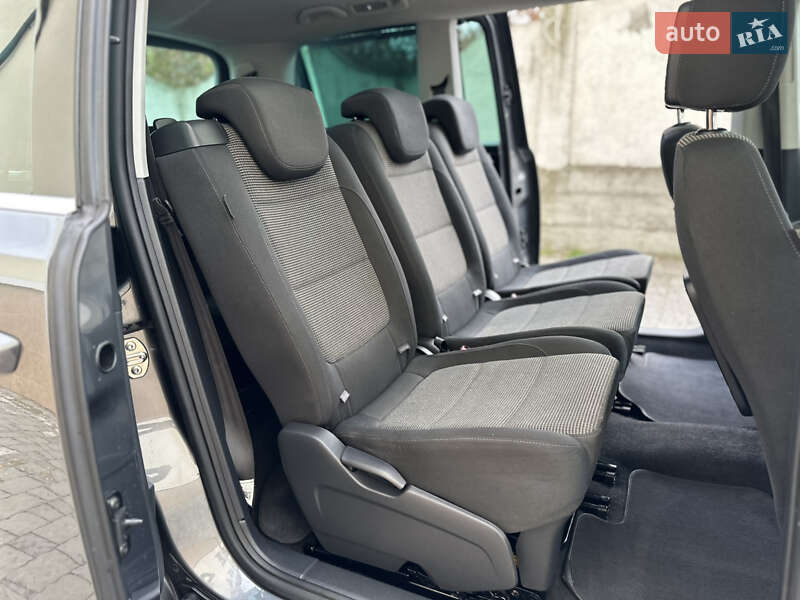 Минивэн Volkswagen Sharan 2015 в Дрогобыче