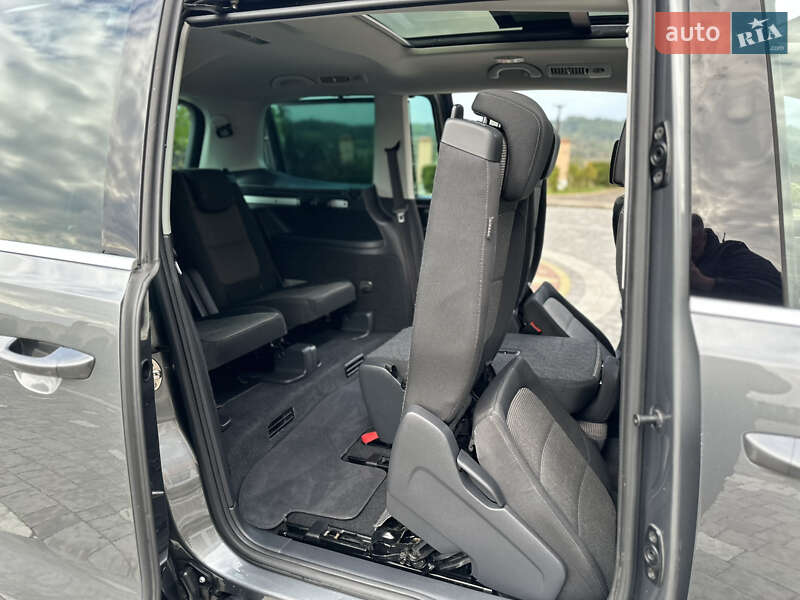 Минивэн Volkswagen Sharan 2015 в Дрогобыче