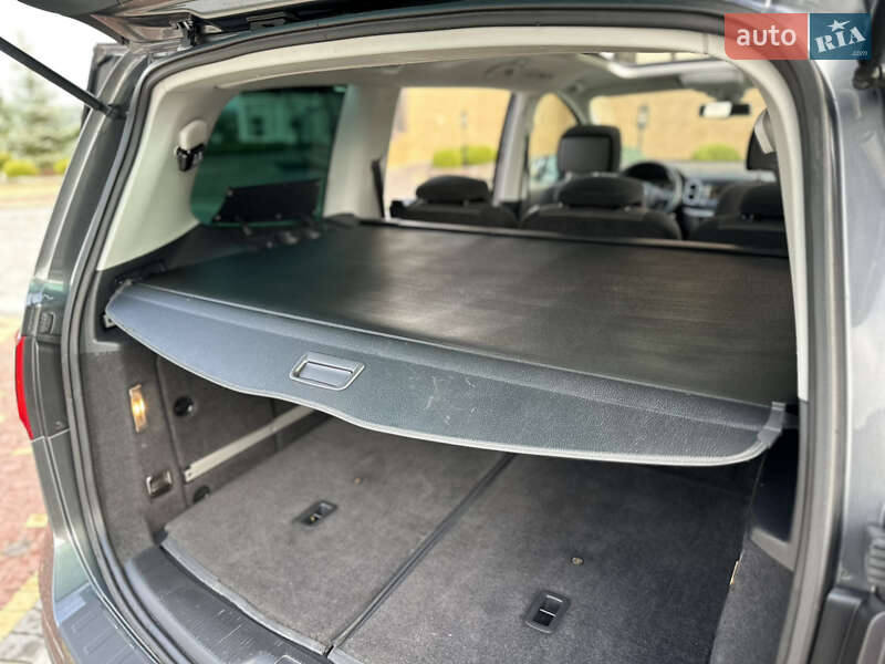 Минивэн Volkswagen Sharan 2015 в Дрогобыче