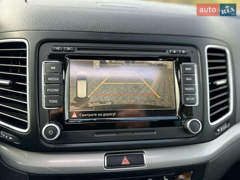 Минивэн Volkswagen Sharan 2015 в Дрогобыче