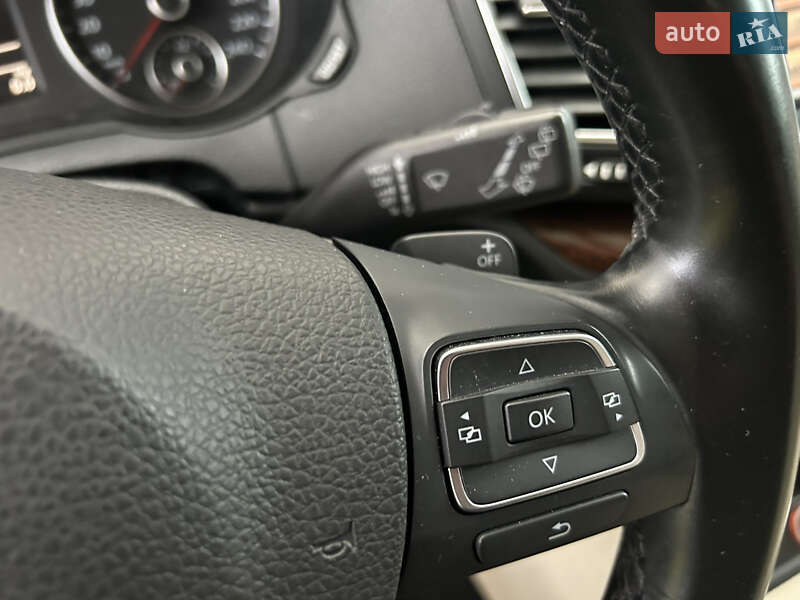 Минивэн Volkswagen Sharan 2011 в Белой Церкви