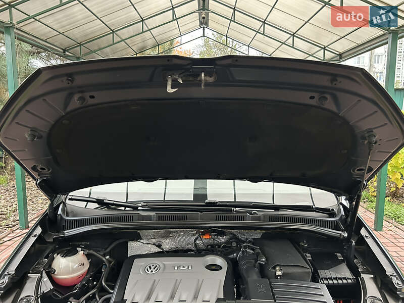 Минивэн Volkswagen Sharan 2011 в Белой Церкви