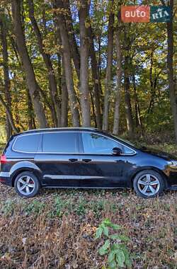 Мінівен Volkswagen Sharan 2012 в Комарному